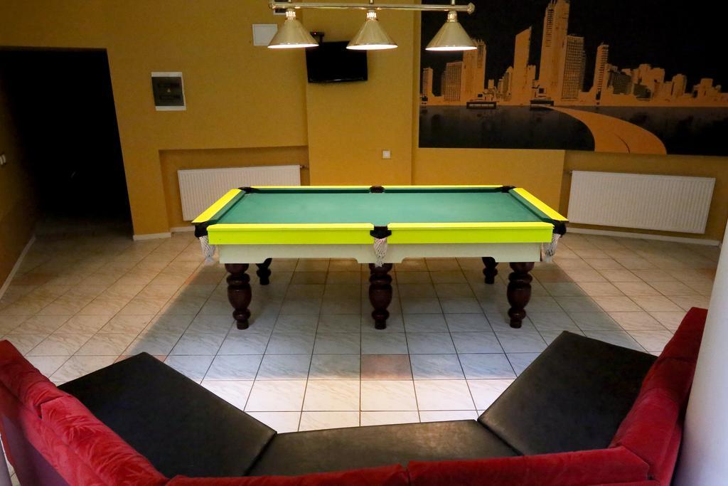 Vaivorykste Hotell Šiauliai Exteriör bild