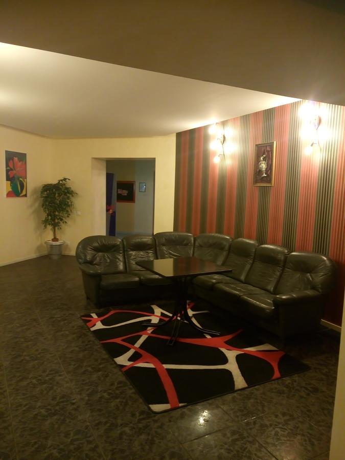 Vaivorykste Hotell Šiauliai Exteriör bild