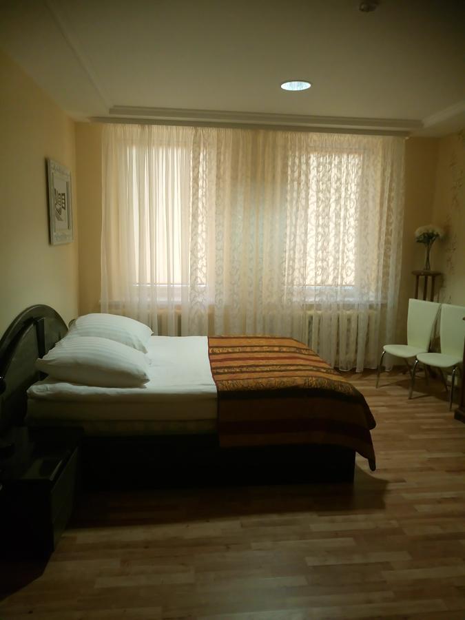 Vaivorykste Hotell Šiauliai Exteriör bild