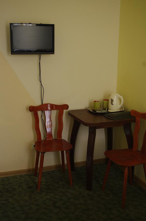 Vaivorykste Hotell Šiauliai Exteriör bild