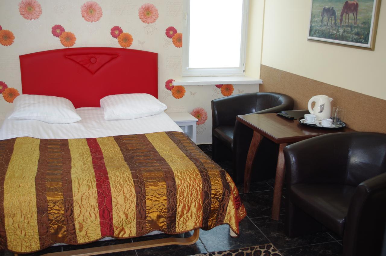 Vaivorykste Hotell Šiauliai Exteriör bild
