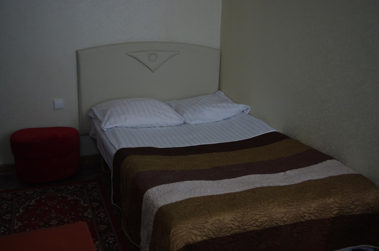 Vaivorykste Hotell Šiauliai Exteriör bild