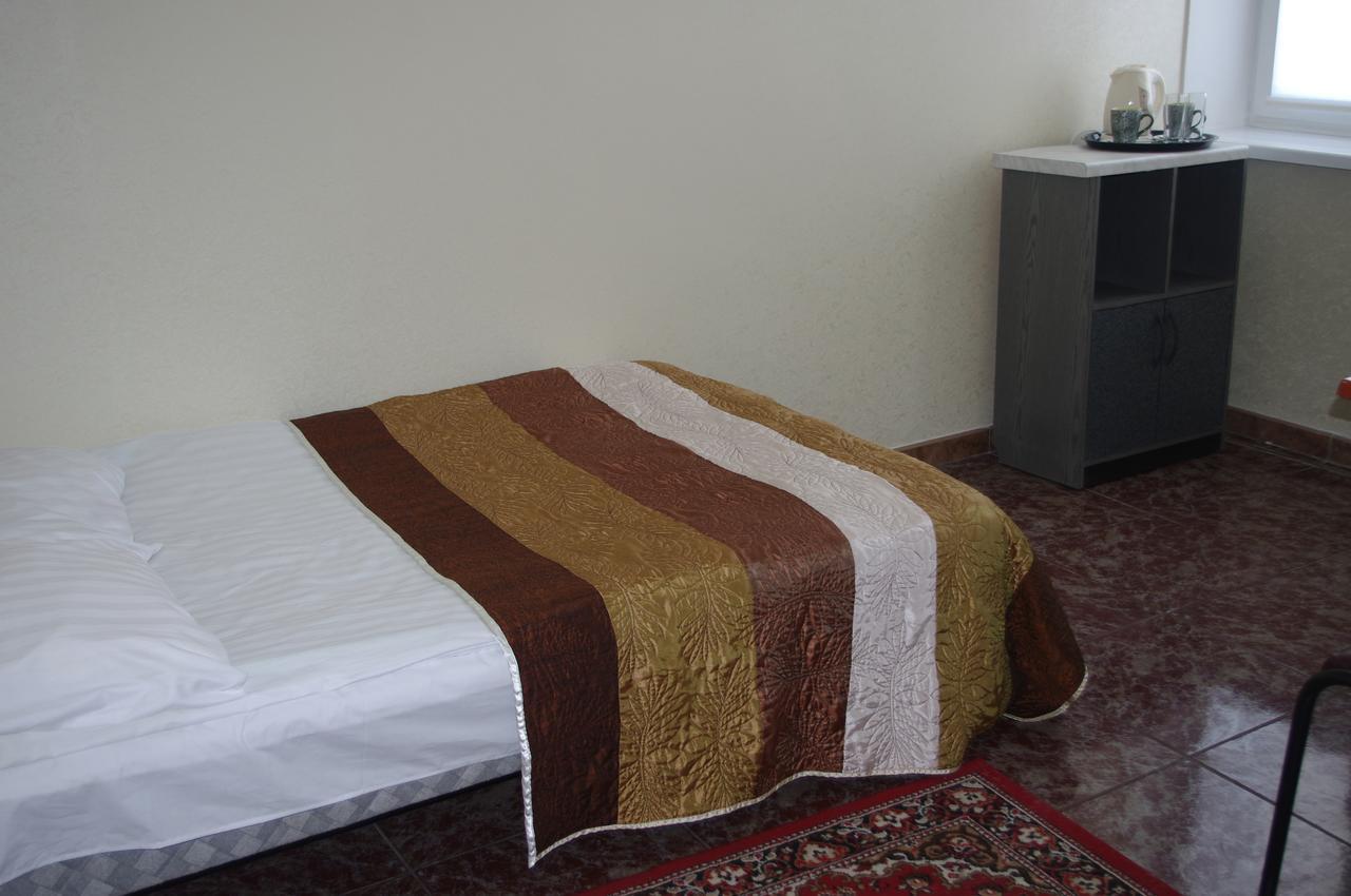 Vaivorykste Hotell Šiauliai Exteriör bild