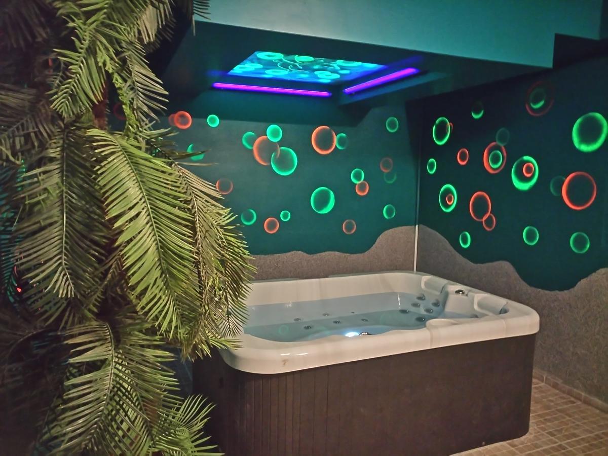 Vaivorykste Hotell Šiauliai Exteriör bild